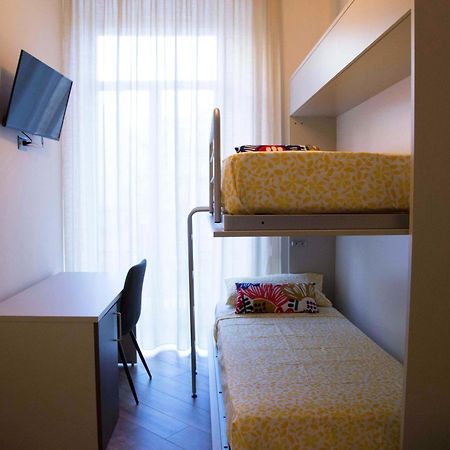 Rooms Garibaldi Napoli Ngoại thất bức ảnh