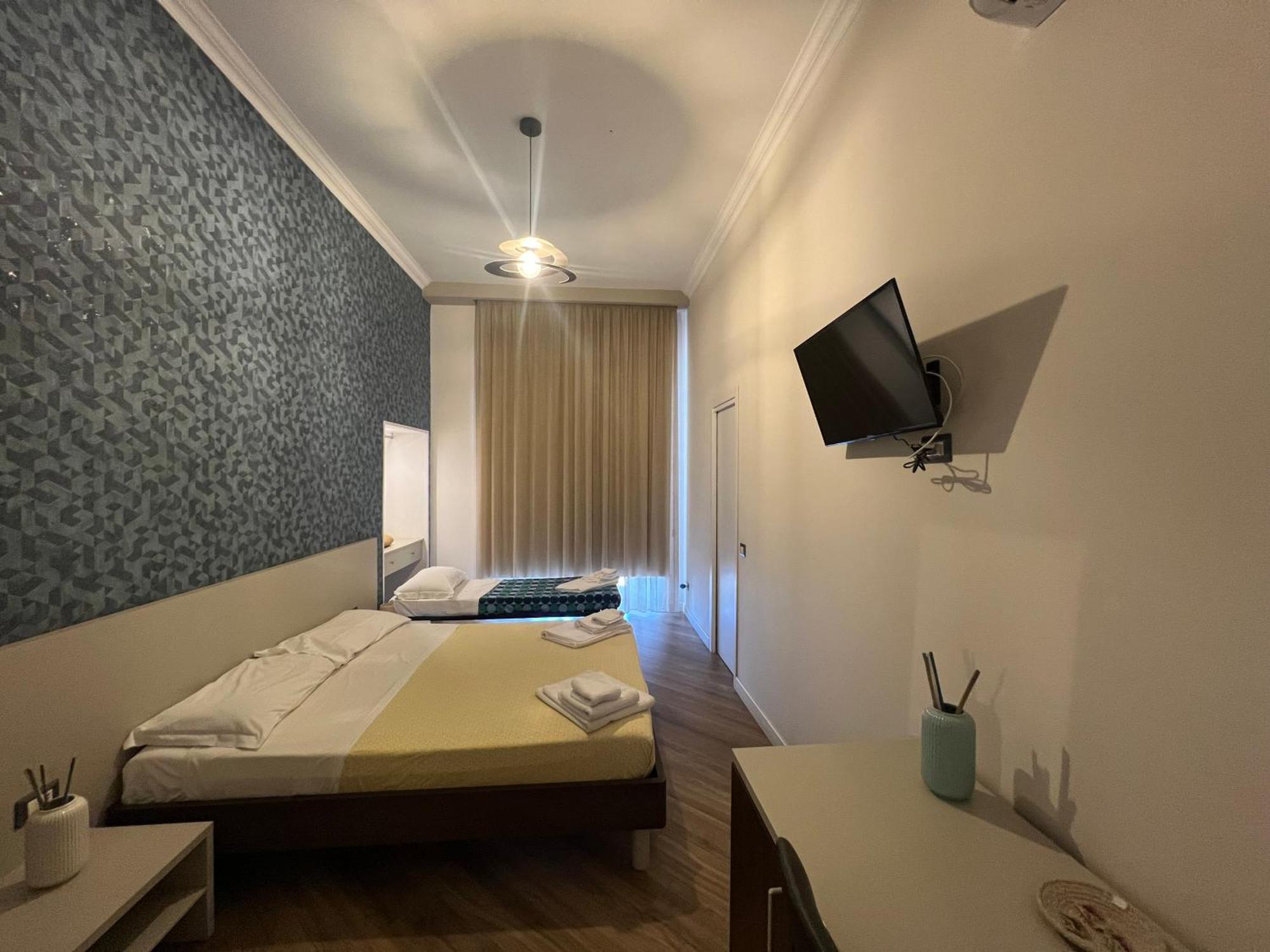 Rooms Garibaldi Napoli Ngoại thất bức ảnh