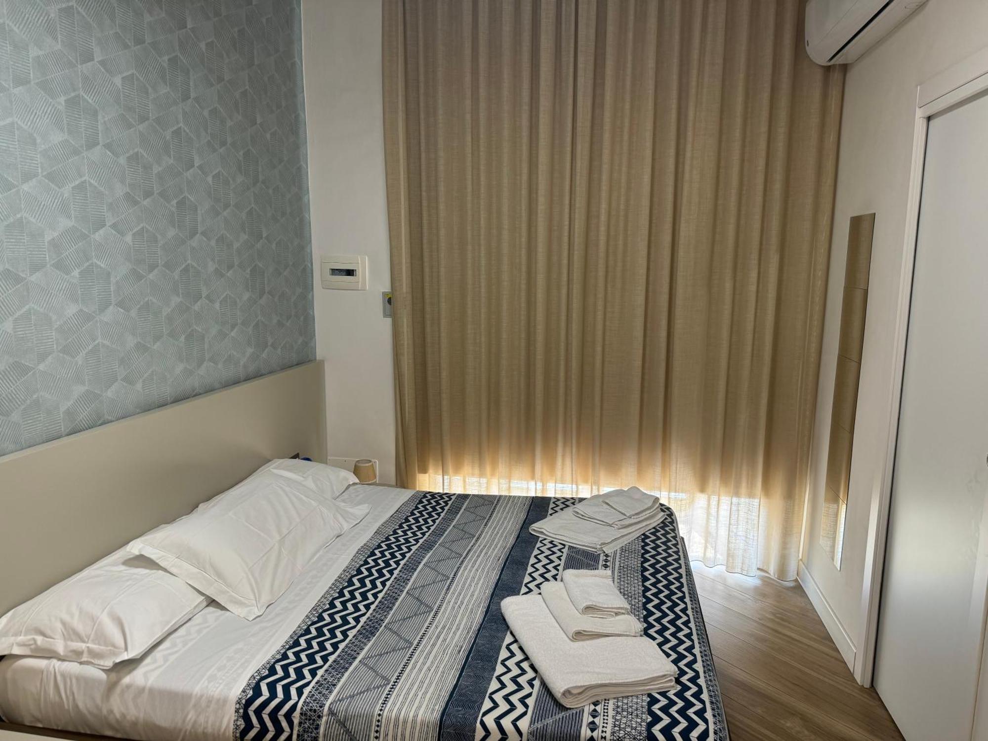 Rooms Garibaldi Napoli Ngoại thất bức ảnh