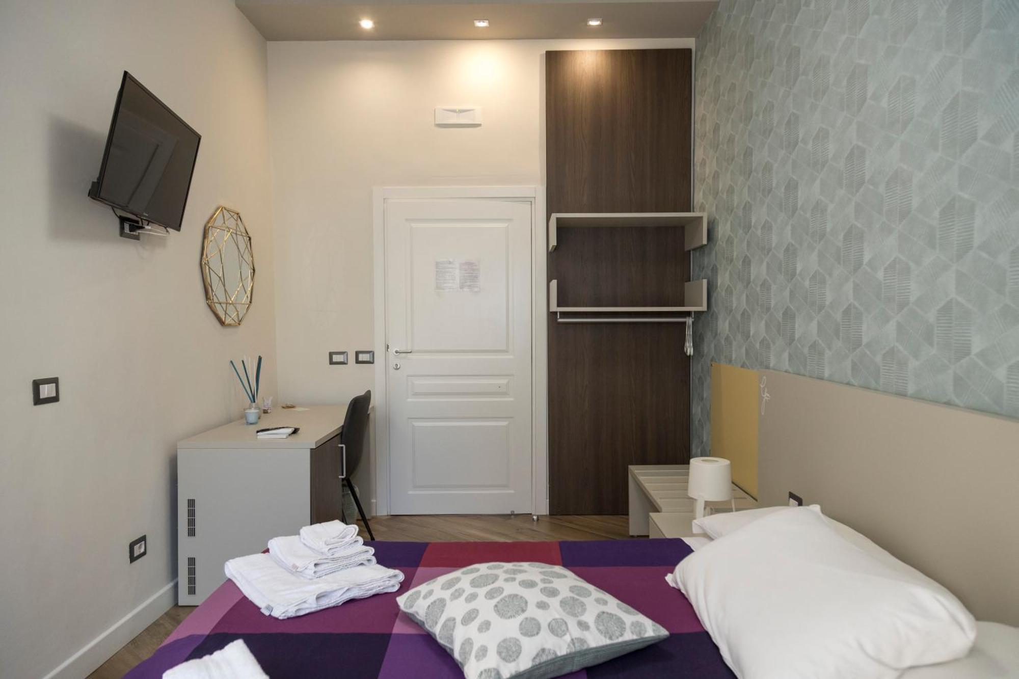 Rooms Garibaldi Napoli Ngoại thất bức ảnh