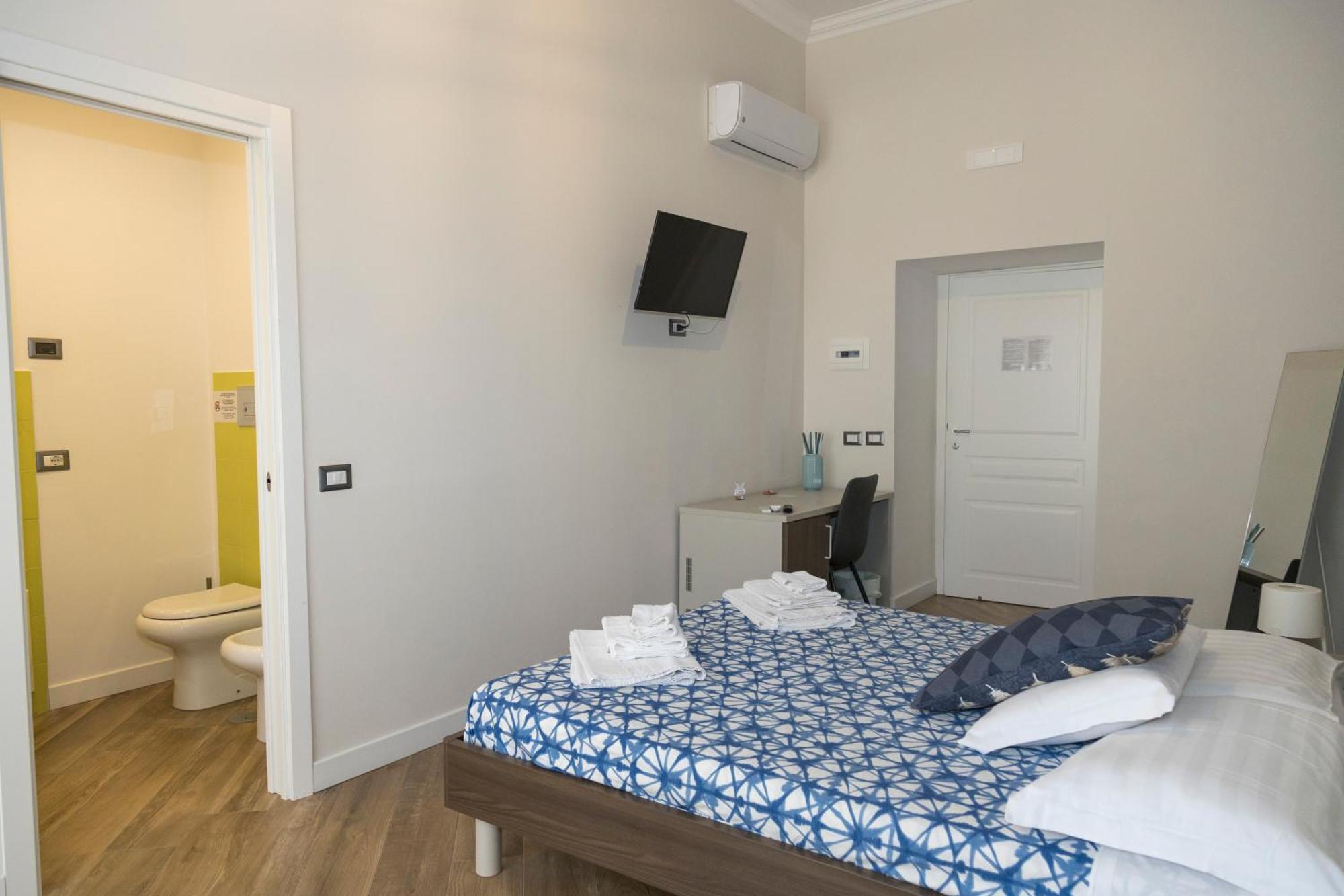 Rooms Garibaldi Napoli Ngoại thất bức ảnh