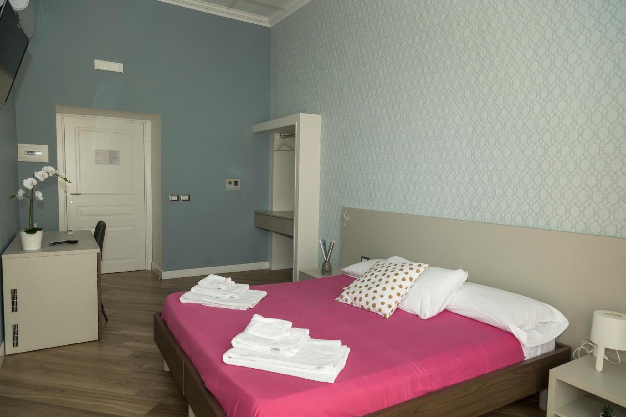 Rooms Garibaldi Napoli Ngoại thất bức ảnh