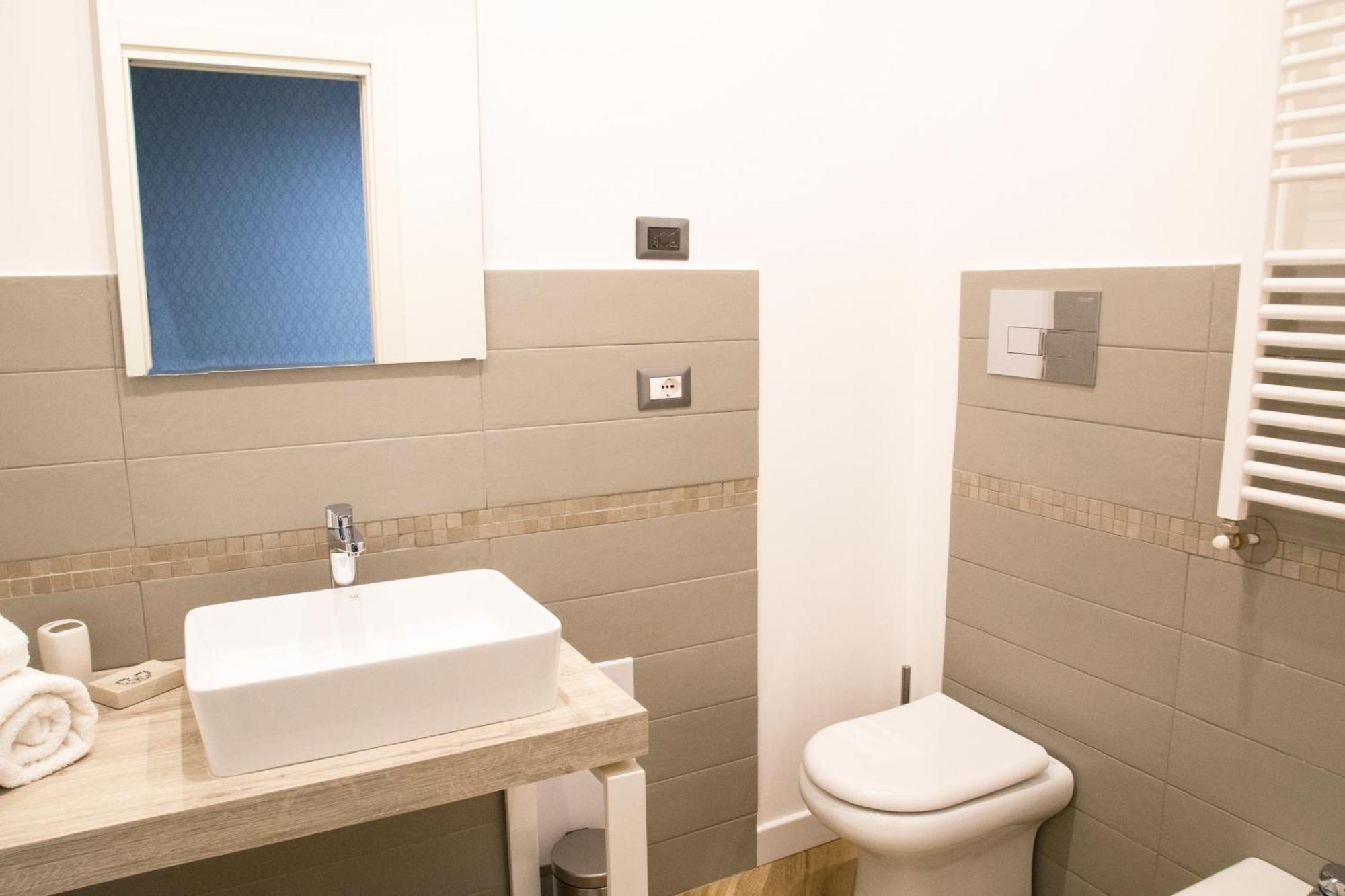 Rooms Garibaldi Napoli Ngoại thất bức ảnh