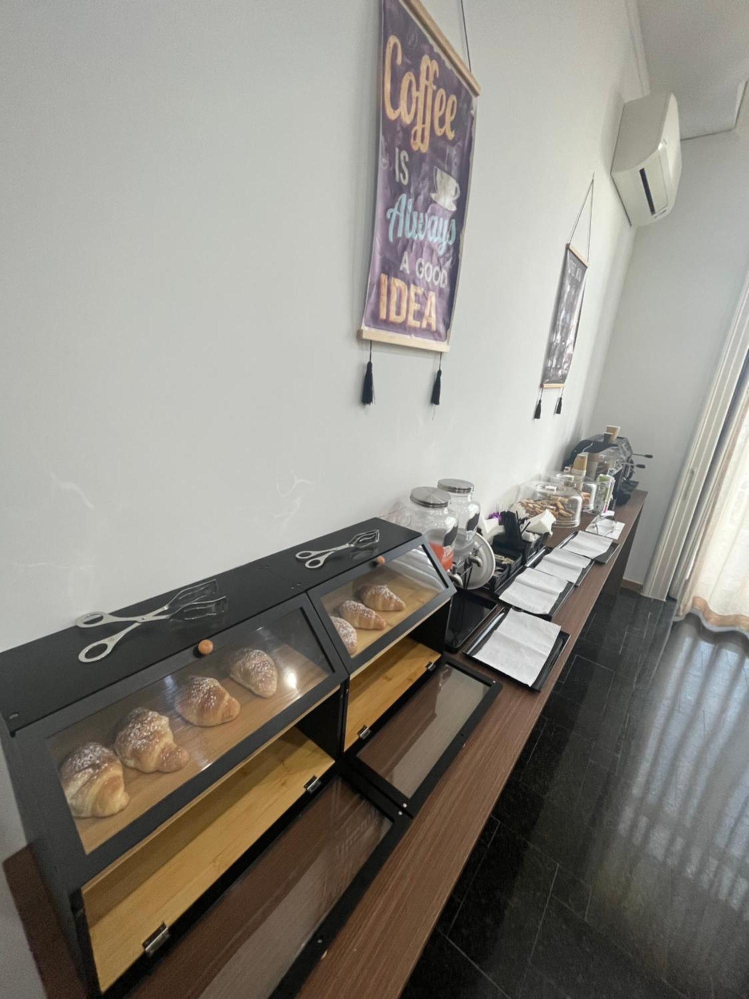 Rooms Garibaldi Napoli Ngoại thất bức ảnh